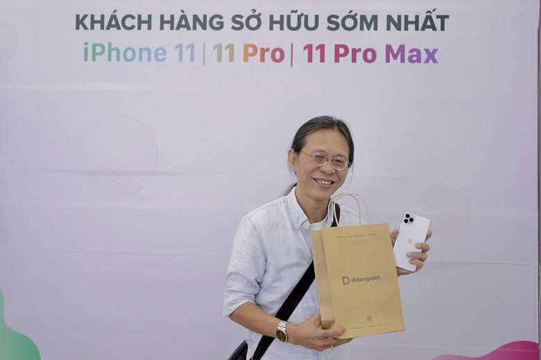 ns nguyen quang sam iphone 11 pro max didongviet