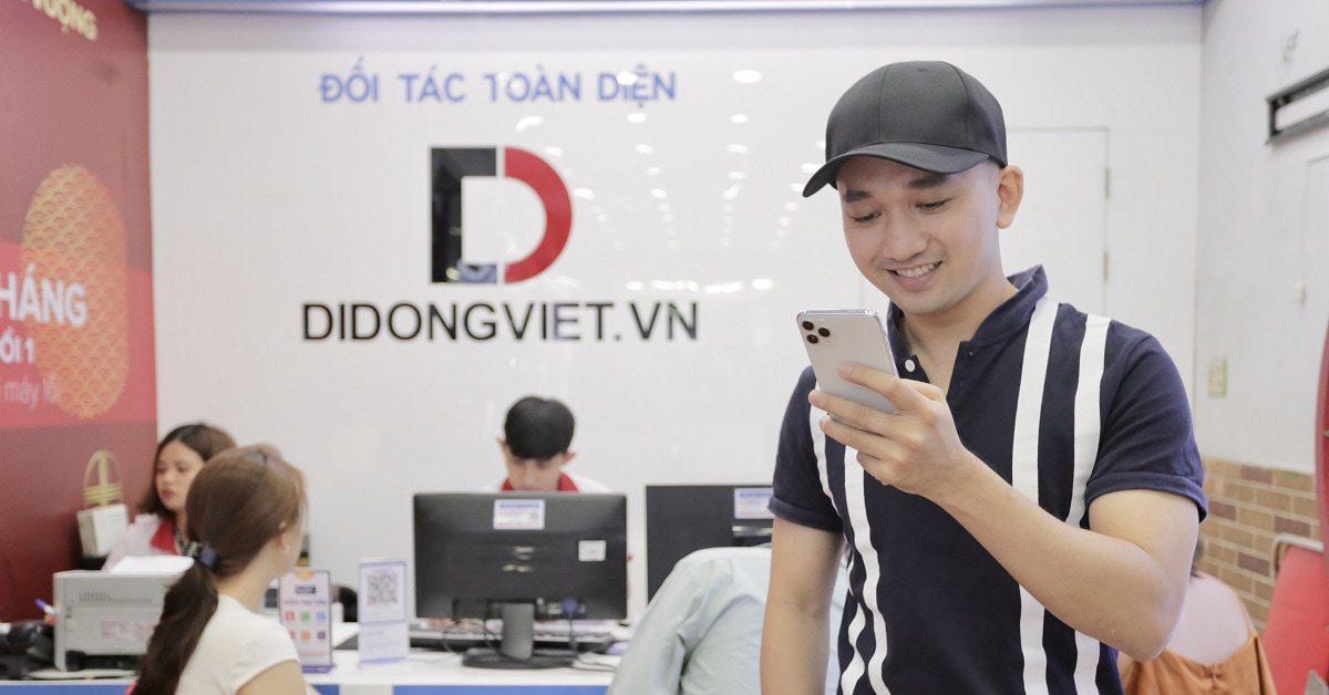 Nhà thiết kế Lê Ngọc Lâm Trade – In thu cũ lên đời iPhone 11 Pro Max tại Di Động Việt