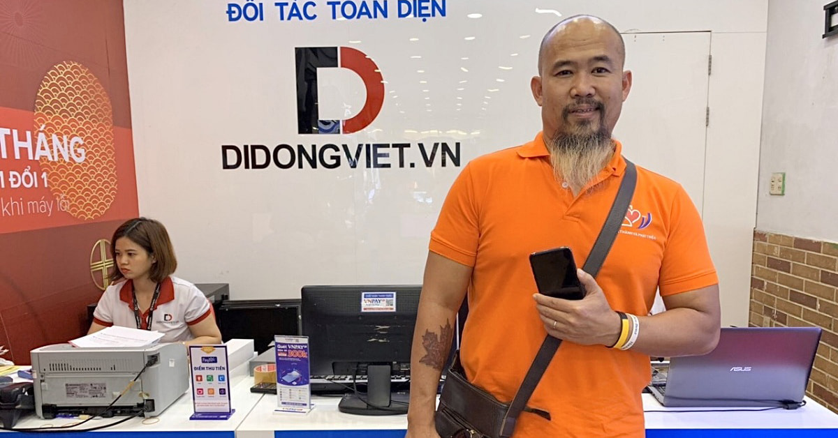 Nhạc sĩ Trương Lê Sơn lựa chọn lên đời iPhone 11 Pro Max tại Di Động Việt