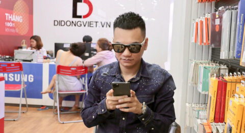 ca sĩ Khắc Việt