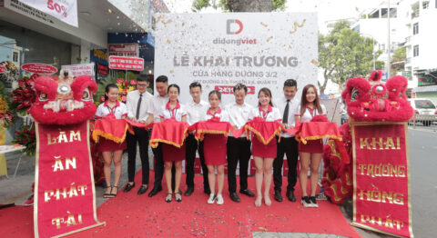 khai trương 667 đường 3 tháng 2