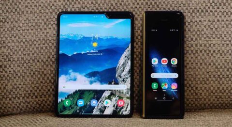 Đánh giá Galaxy Fold: Chiếc điện thoại hơn 50 củ có đáng giá? Galaxy fold