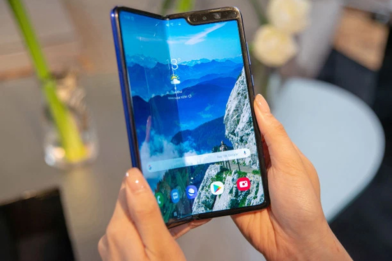 Galaxy Fold phiên bản 4G