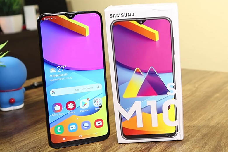 Thiết kế Galaxy M10s có một số đổi mới