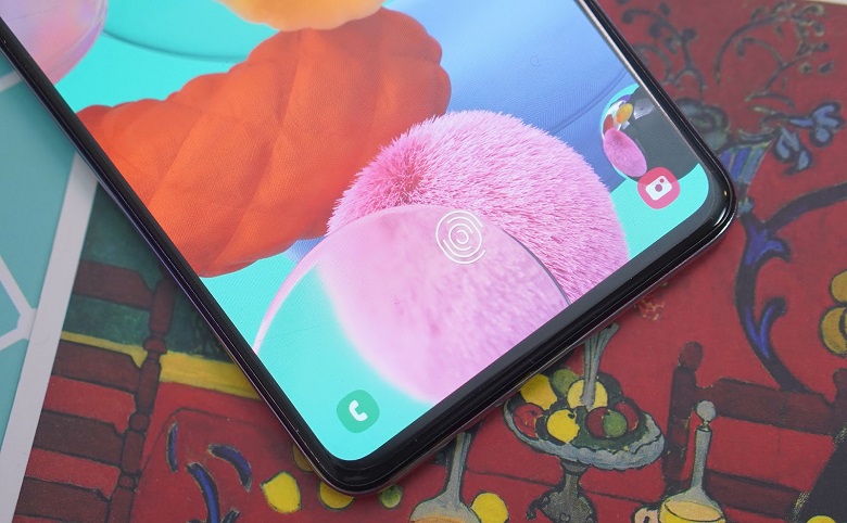 Đánh giá nhanh Galaxy A51: Màn hình giọt nước, 4 camera, pin trâu