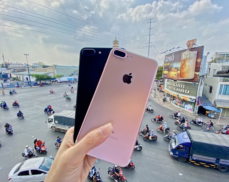 Ngoại hình sang trọng, camera kép là điểm nhấn trên iPhone 7 Plus.