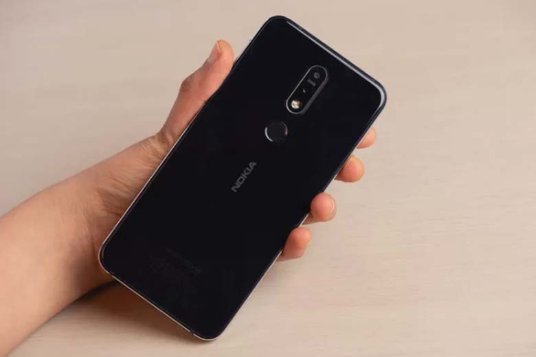 Nokia 7.1 nhận bản cập nhất Android 10 với điều hướng cử chỉ mới, chế độ tối toàn hệ thống