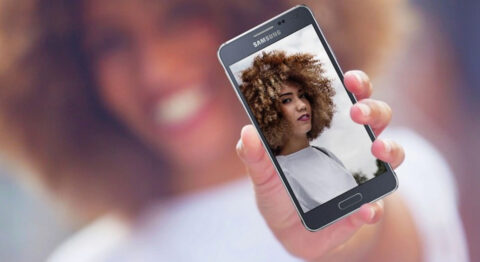 Galaxy Alpha là nỗ lực của Samsung để đánh bại iPhone Galaxy Alpha là nỗ lực của Samsung để đánh bại iPhone