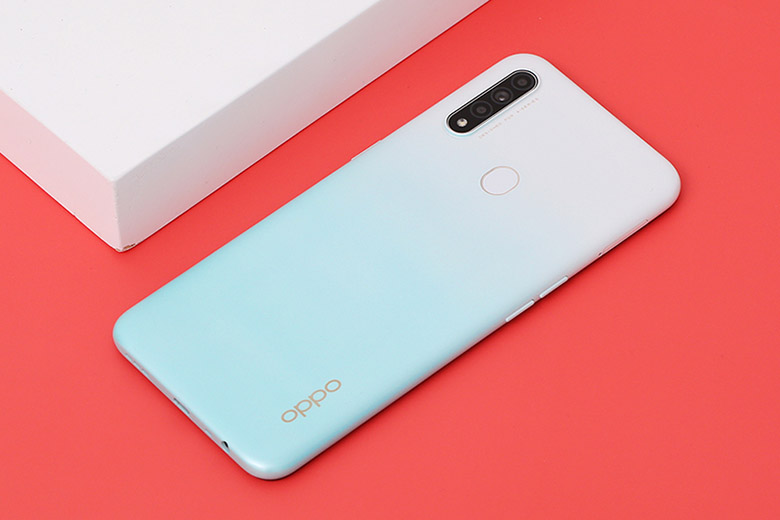 Oppo A31 có thiết kế chuẩn mực