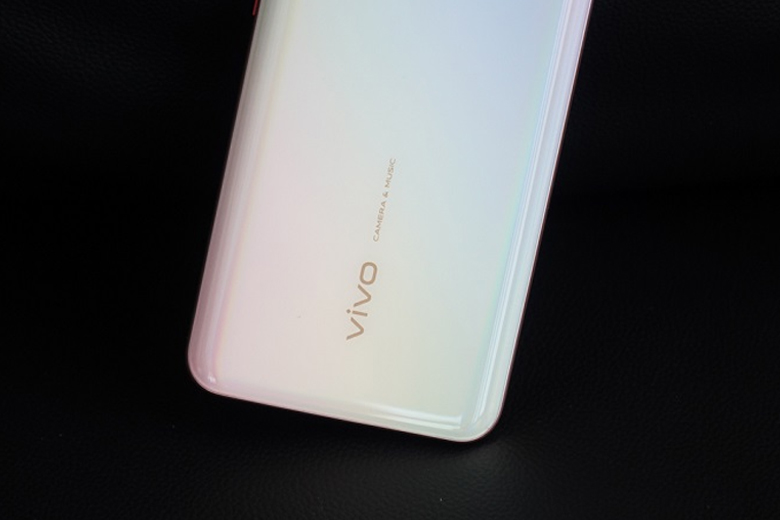 Vivo S6 - mẫu smartphone 5G đầu tiên thuộc dòng sản phẩm S series