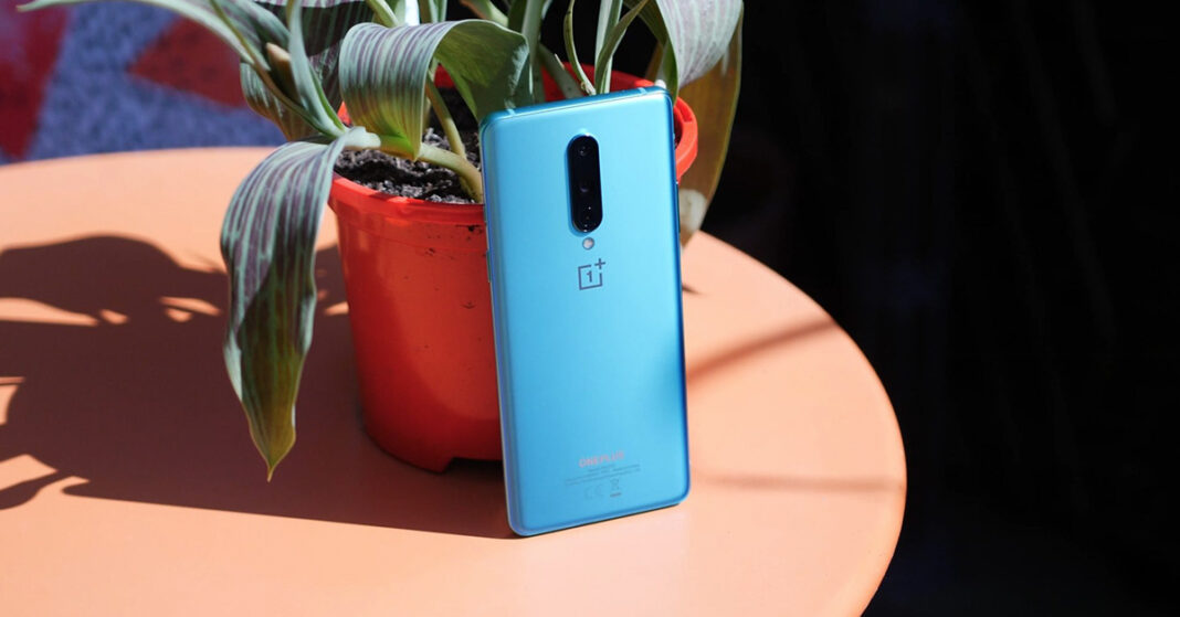 Trên tay OnePlus 8: Cấu hình mạnh, thiết kế đẹp và sạc không dây nhanh