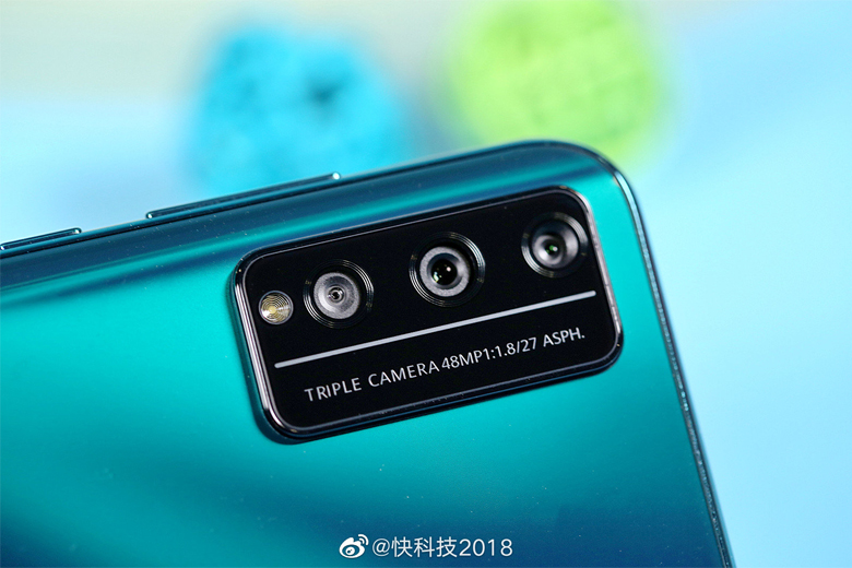 Cận cảnh Honor Play 4T Pro: Chip Kirin 810, cảm biến vân tay dưới màn hình, camera chính 48MP