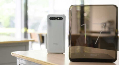 Cận cảnh Meizu 17 Pro: Màn hình đục lỗ, chip Snapdragon 865, 4 camera sau Cận cảnh Meizu 17 Pro: Màn hình đục lỗ, chip Snapdragon 865, 4 camera sau