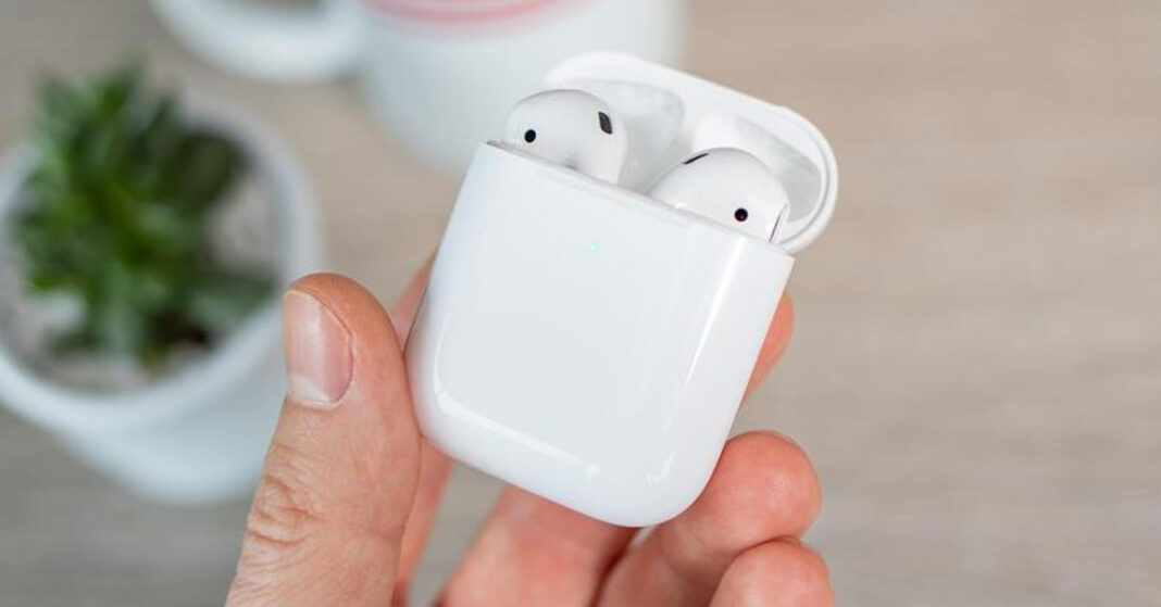 AirPods 3 sẽ có thiết kế giống AirPods Pro, ra mắt vào đầu năm sau