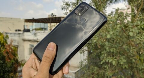 featured-galaxy-m31-co-dang-mua-didongviet