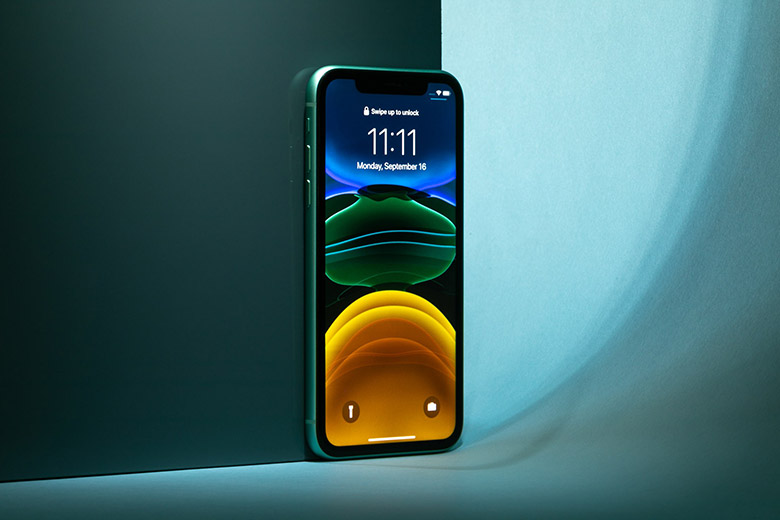 Dòng iPhone 12 dự kiến sẽ được trang bị công nghệ màn hình OLED.