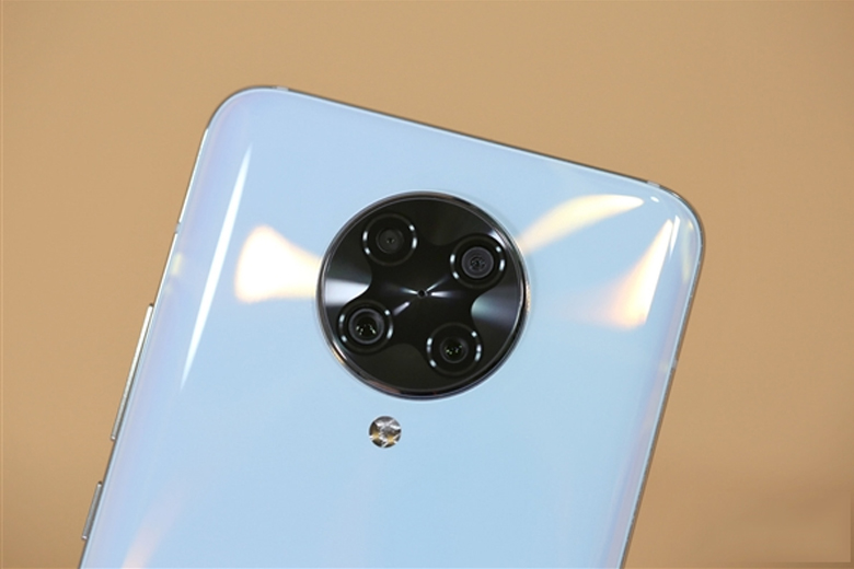 Redmi K30 Ultra được trang bị 4 camera sau