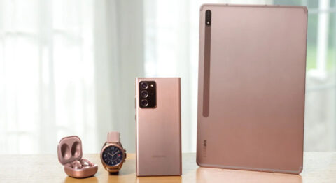 Trên tay đồng hồ Galaxy Watch 3 và tai nghe không dây chống ồn Galaxy Buds Live