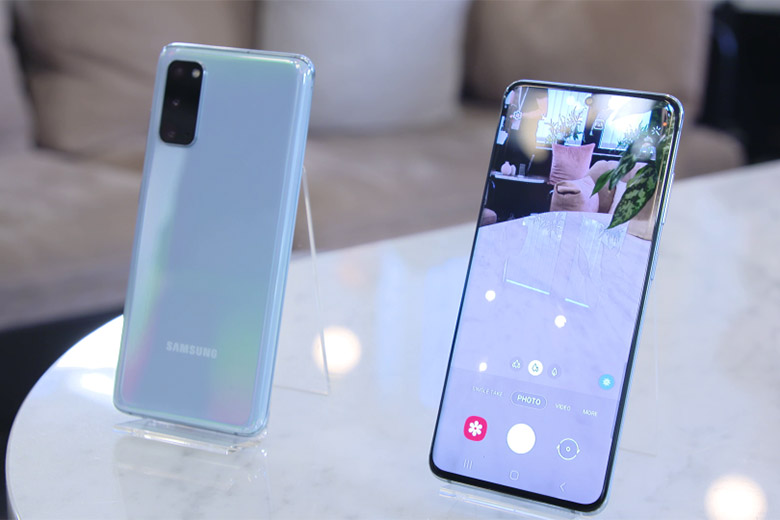 Galaxy S20 FE 5G đúng là tuyệt tác của thiết kế