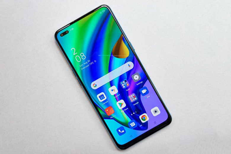 OPPO F17 Pro được trang bị màn hình Super AMOLED với kích thước 6.43 inch