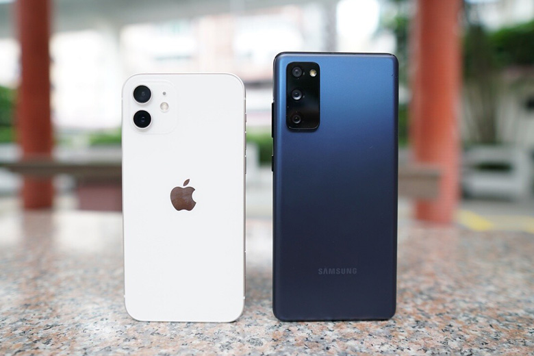 Galaxy S20 FE và iPhone 12: Cùng tầm giá, vậy đâu là sản phẩm tốt hơn?