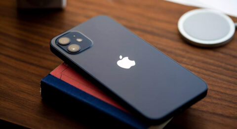Trên tay iPhone 12: Thiết kế đẹp hơn, những nâng cấp cơ bản đều có đủ
