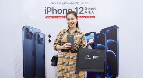 Ca sĩ Giang Hồng Ngọc một lần nữa ghé thăm Di Động Việt và sắm iPhone 12 Pro Max