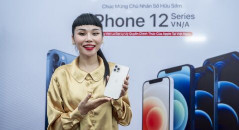 Ca sĩ Trương Thảo Nhi lựa chọn mua iPhone 12 Pro Max tại Di Động Việt