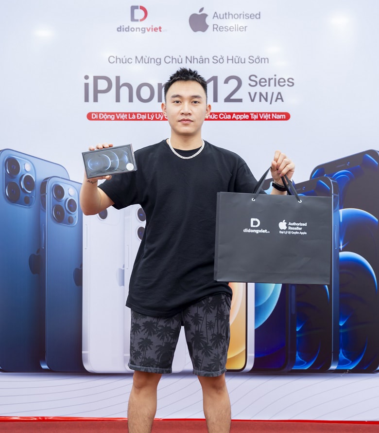 cs trinh dinh quang mua iphone12promax didongviet