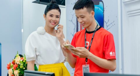 Hoa Hậu Ngọc Hân tiếp tục tin tưởng chọn mua iPhone 12 Pro Max tại Di Động Việt