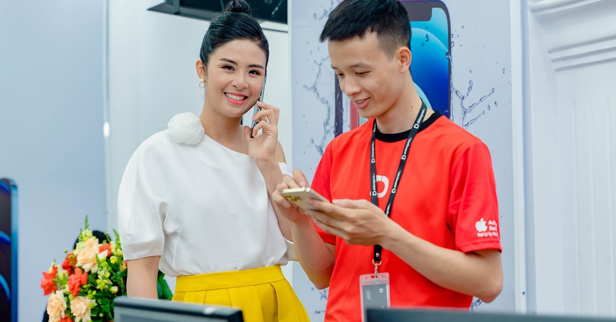 Hoa Hậu Ngọc Hân tiếp tục tin tưởng chọn mua iPhone 12 Pro Max tại Di Động Việt