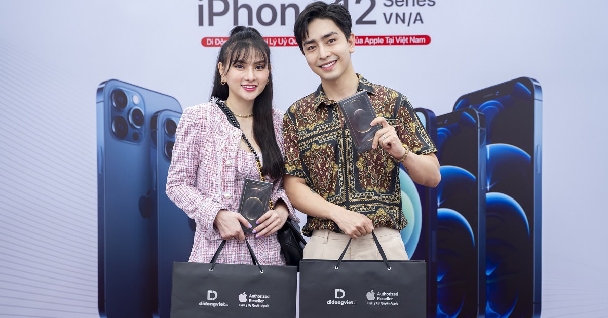Vợ chồng ca sĩ Thu Thủy tiếp tục chọn sắm iPhone 12 Pro Max tại Di Động Việt