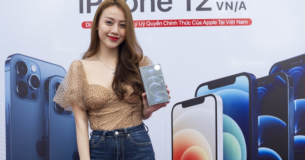 Ca sĩ Ngọc Trâm tin tưởng chọn mua iPhone 12 Pro Max tại Di Động Việt