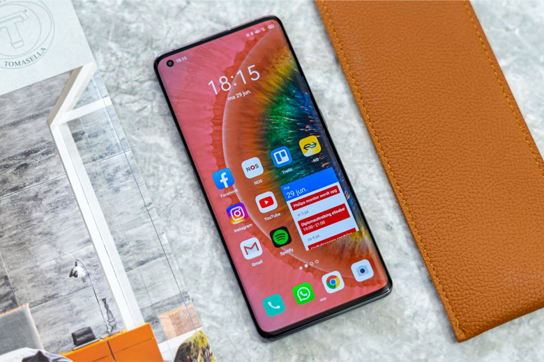 Top 5 điện thoại có cấu hình khủng của Apple, Samsung, OPPO và Xiaomi