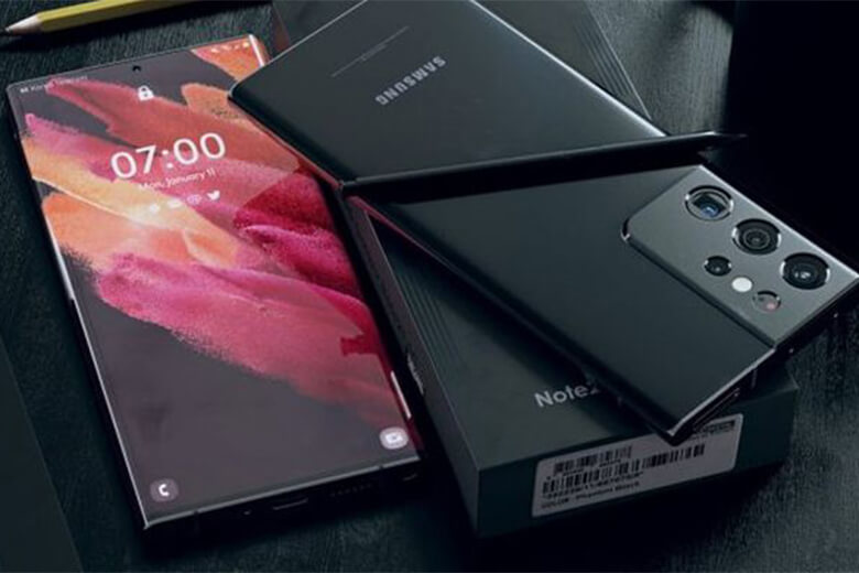 Thiết kế vỏ lưng màu đen của Galaxy Note 21