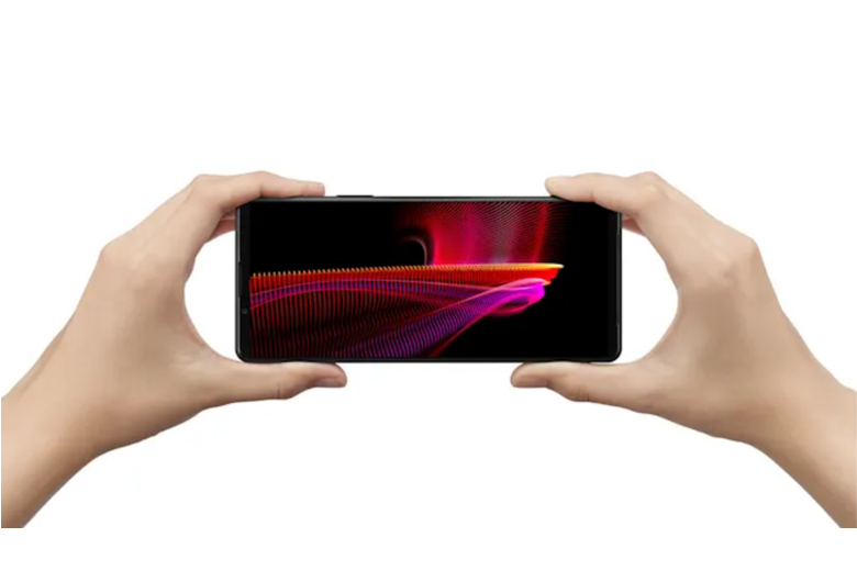 Sony Xperia 1 III và Samsung Galaxy S21 Ultra: Điện thoại Android nào dành cho bạn?