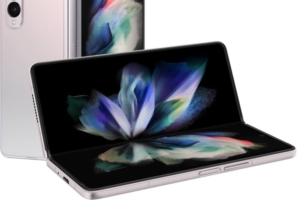 Kiểm tra độ bền của Galaxy Z Fold3: Bền hơn 80% khi so với thế hệ tiền nhiệm 7 Galaxy Z Fold3 nổi bật với Snapdragon 888, hỗ trợ 5G và chuẩn kháng nước IPX8.