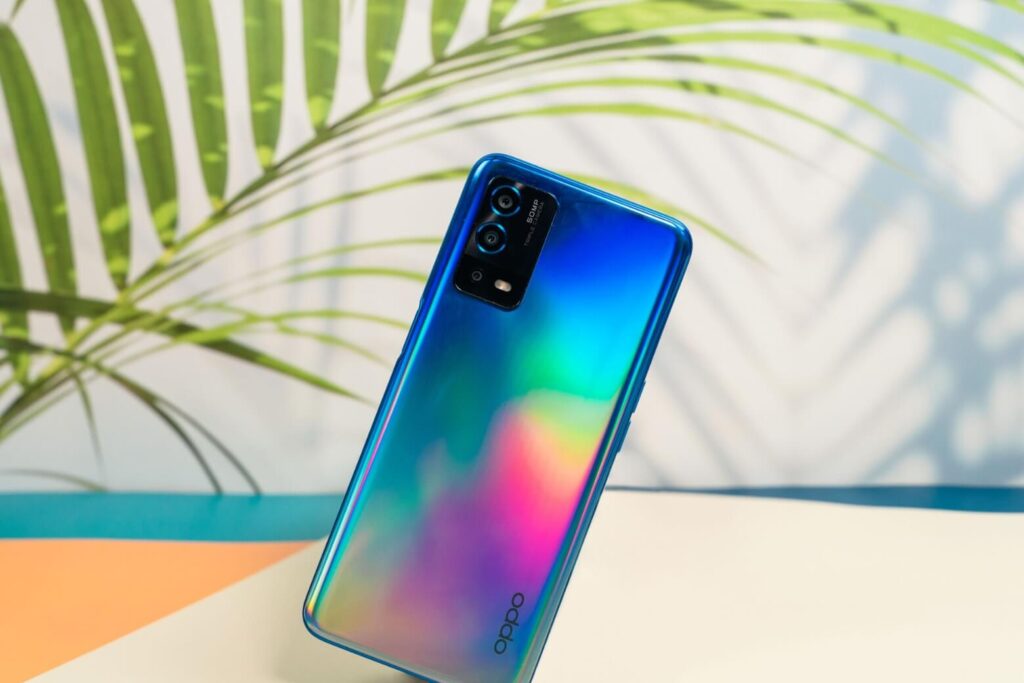 Đánh giá OPPO A55: giá dưới 5 triệu có camera 50MP, pin khủng 5000 mAh và sạc nhanh 18W 9 Lưu trữ mọi khoảnh khắc với bộ 3 camera sau AI