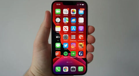 iPhone 13