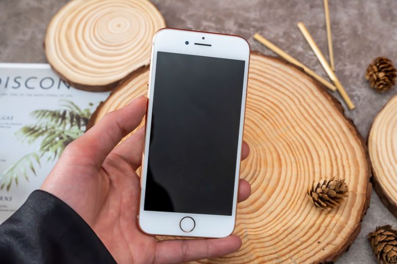 iPhone lock lần đầu dùng được eSIM tại Việt Nam
