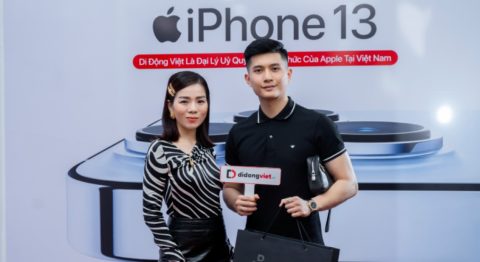 Lệ Quyên sắm iPhone 13 Pro Max tại Di Động Việt