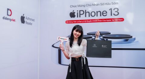 Streamer Ngân Sát Thủ cực đáng yêu bên siêu phẩm iPhone 13 Pro Max tại Di Động Việt Streamer Ngân Sát Thủ cực đáng yêu bên siêu phẩm iPhone 13 Pro Max tại Di Động Việt