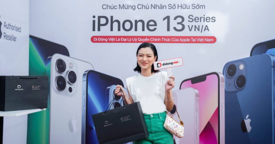 người mẫu Tú Hảo sắm iPhone 13 Pro Max Di Động Việt