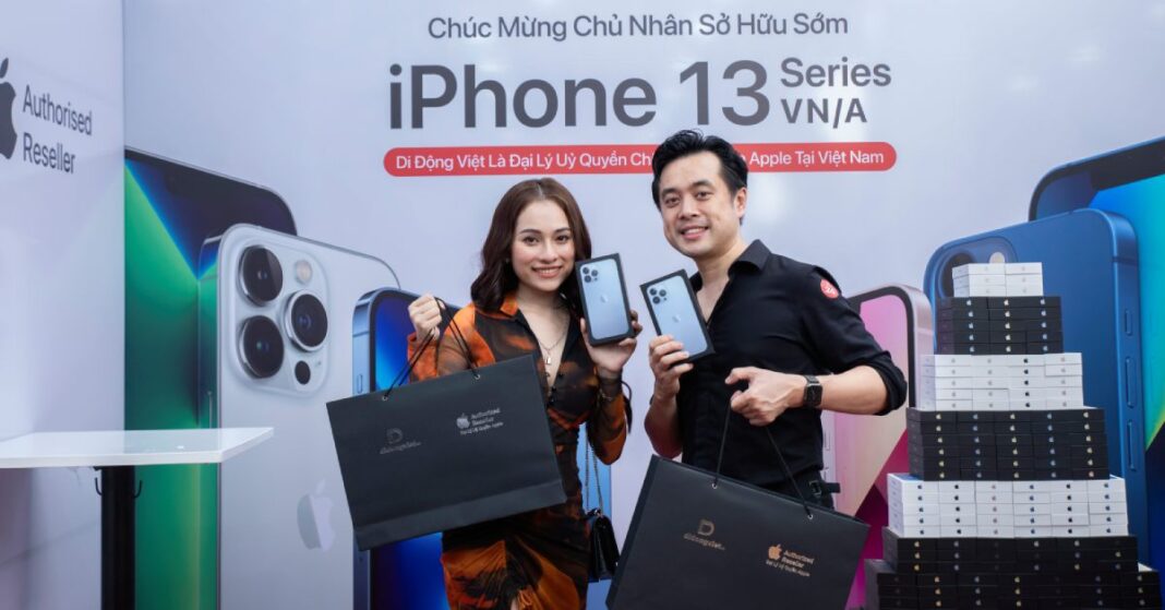 Nhạc sĩ Dương Khắc Linh lên đời iPhone 13 Pro Max tại Di Động Việt