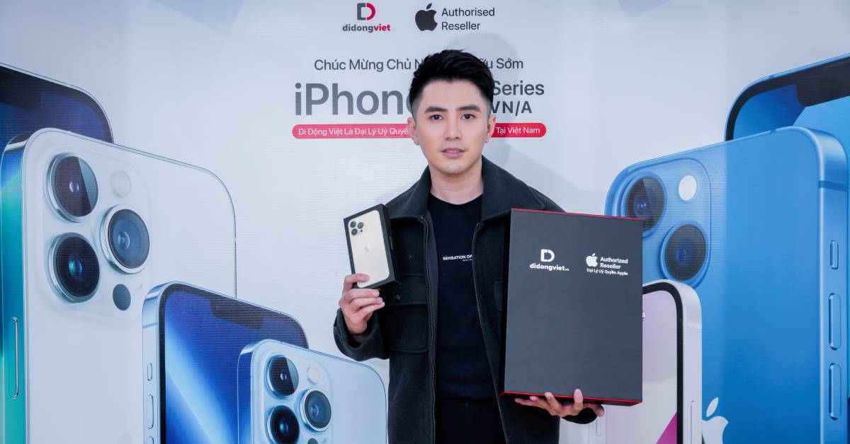 Ca sĩ Will ghé Di Động Việt để rước ngay siêu phẩm iPhone 13 Pro Max về nhà