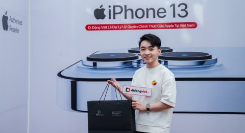 Ca sĩ Trung Quang tiếp tục chọn Di Động Việt để lên đời iPhone 13 Pro Max