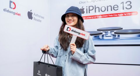 Ca sĩ Nguyên Hà tiết lộ lý do khiến cô an tâm lên đời iPhone 13 Pro Max tại Di Động Việt Ca sĩ Nguyên Hà tiết lộ lý do khiến cô an tâm lên đời iPhone 13 Pro Max tại Di Động Việt