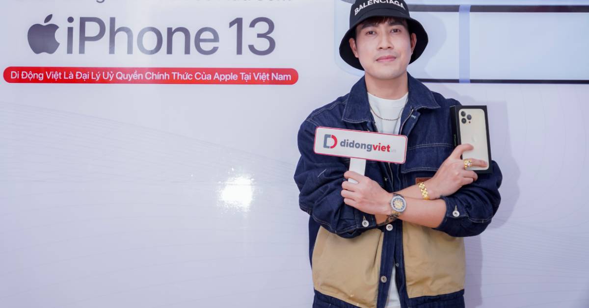 Ca sĩ Thanh Hưng ghé Di Động Việt để lên đời iPhone 13 Pro Max