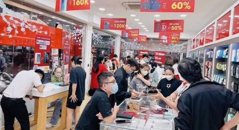 Sắm iPhone chính hãng chơi Tết: 5 lý do nên chọn cửa hàng AAR Di Động Việt