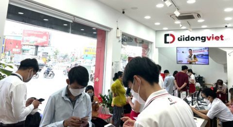 Cửa hàng có chứng nhận AAR từ Apple ngày càng đông khách. Tìm hiểu quyền lợi của khách hàng khi mua sắm tại đại lý AAR Cửa hàng có chứng nhận AAR từ Apple ngày càng đông khách. Tìm hiểu quyền lợi của khách hàng khi mua sắm tại đại lý AAR